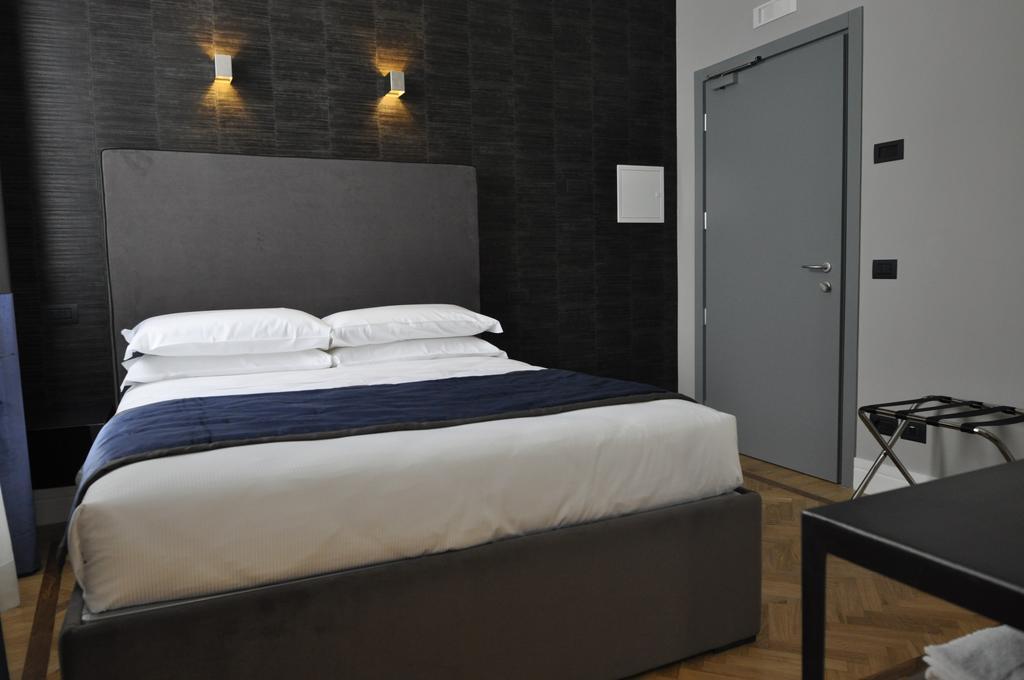 เพลซ 24 สวีท แอนด์ เวลเนส Hotel โรม ห้อง รูปภาพ