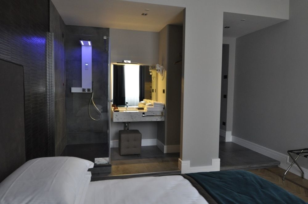 เพลซ 24 สวีท แอนด์ เวลเนส Hotel โรม ภายนอก รูปภาพ